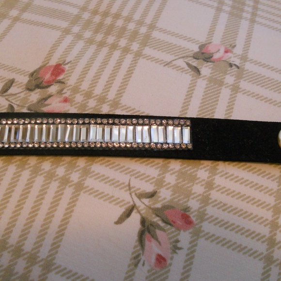 Suede, Bling Choker - Picture 3 of 6